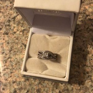 Engagement ring / promise ring GORGEOUS design